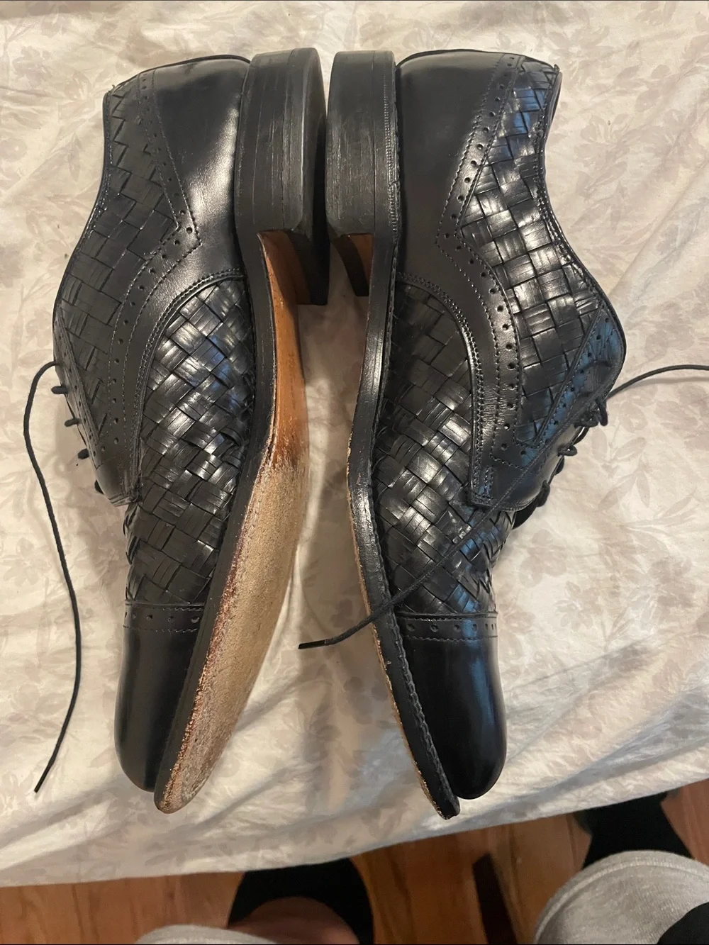 Allen Edmonds refined woven